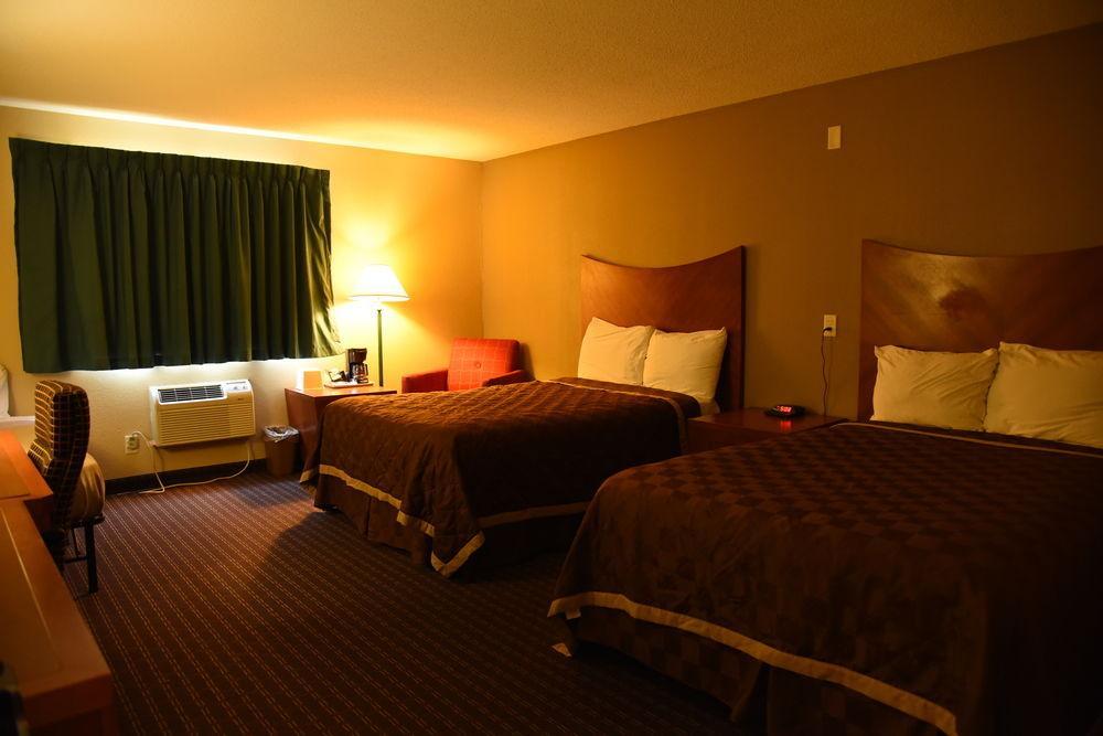 רפיד סיטי Dakota Pines Inn מראה חיצוני תמונה