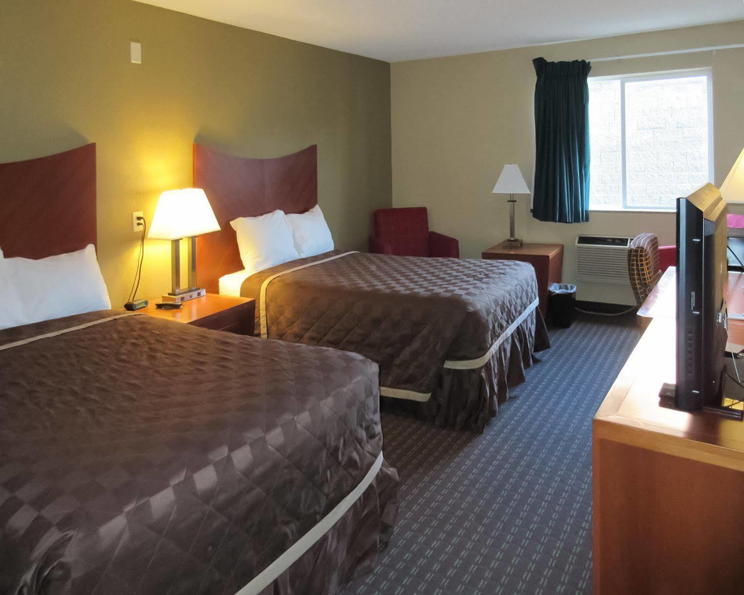 רפיד סיטי Dakota Pines Inn מראה חיצוני תמונה
